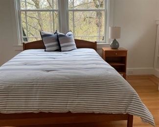 Shaker Solid Cherry Bed