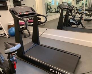 True 400 Treadmill