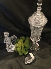 Angel, hypothecary jar, and a small Steuben pig  