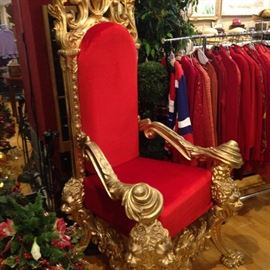 Mrs. Ornelas purchased this chair for her mom's 90th birthday - - -queen for the day; her mom lived to be 104 years old. 