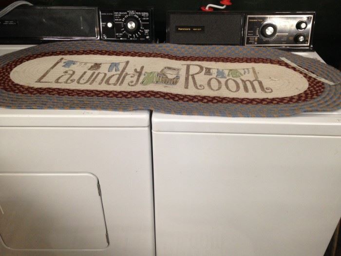 Kenmore washer & dryer; cute "Laundry Room" oval rug