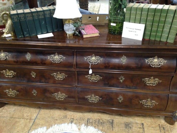 Gorgeous burled wood 6-drawer chest