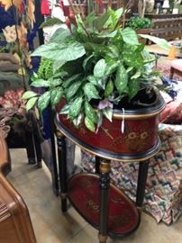 Oval 2-tier plant stand
