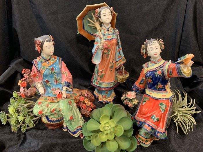 Colorful Asian figurines 