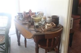Vintage Farm Table w/ folding leaves