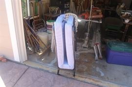 Roll Away Bed- Perfect Condition