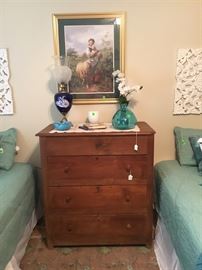 The oak primitive chest. With top that lets up for blankets or quilts. In excellent shape.