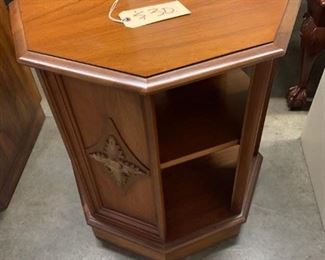 Octagon End Table.  22" x 22" x 24.5"t                              Very Good Condition    $30                                                       Also have two matching side tables.