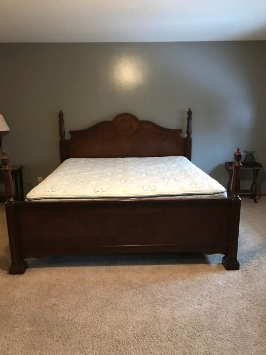 Like new King sized bed, complete