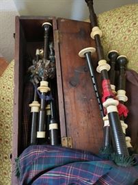 Wow- Old Scottish Bagpipes with old wood case