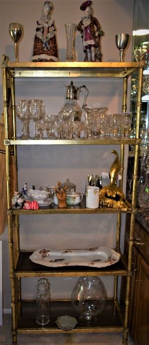 Classic Hollywood Regency Gold Leaf Etagere Display Bookcase