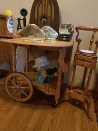 Tea Cart Oak
Plant Stand
