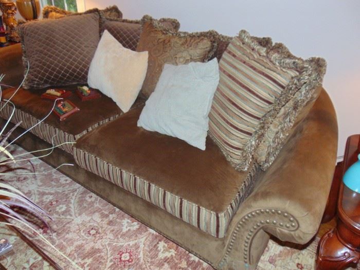 Sofa and matching love seat. Like new.
