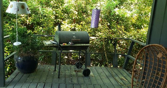 Char-grill, hanging mid century lights
