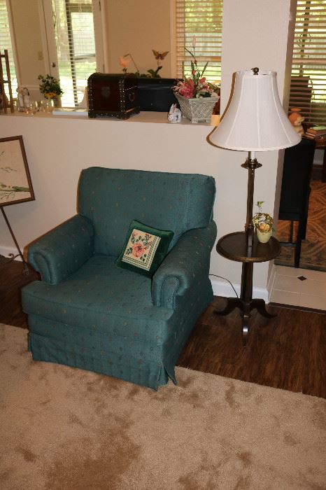 Green Club Chair: great, Side Table Floor Lamp