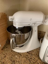 KtchenAid mixer