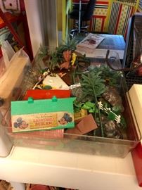 Walt Disney toy "Barnyard Bedlam".