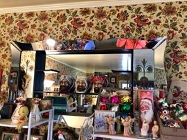 Close up of shadowbox mirror.