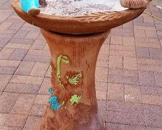 BIRD BATH FOUNTAIN