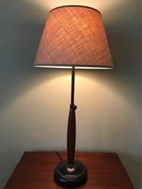 Telescoping Table Lamp https://ctbids.com/#!/description/share/143345