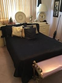 Blonde Lacquer Made in Italy Bed Set