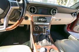 2013 SLK 350 Mercedes benz  very low mileage 