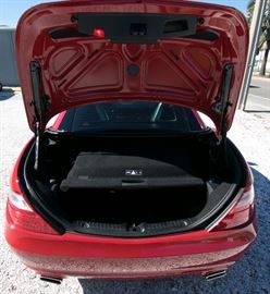 2013 SLK 350 Mercedes benz  very low mileage 