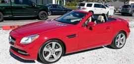 2013 SLK 350 Mercedes benz  very low mileage 