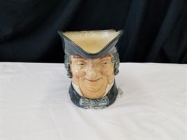 Royal Doulton "Parson Brown" (D6955) ornamental mug. Made in England. Approximate dimensions are 4.5" base diameter X 6.5" height.