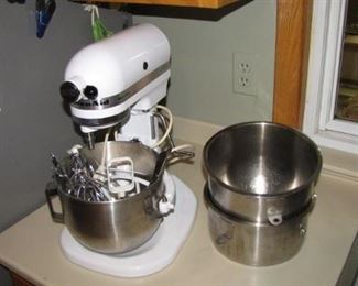 HD Kitchen Aid mixer and attachments - used only a handful of times! 