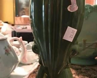 Red-wing vase