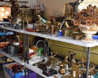 Brass items Collectibles