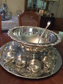 NEW Oneida plate punch bowl set.
