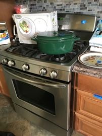 GE Gas Stove