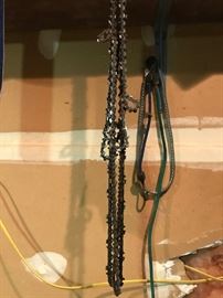 Chainsaw Chains