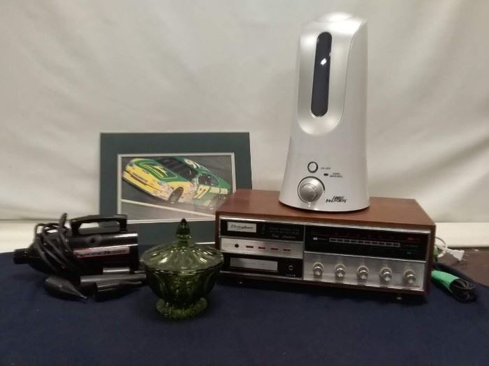 8 Track Dual System and Humidifier https://ctbids.com/#!/description/share/143752