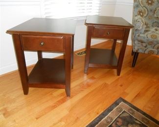 Family as of 5-31-19 took these two end tables out.