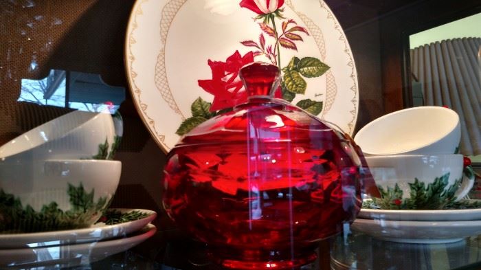 Lefton Holly and Red Glass