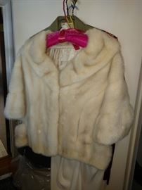 Silver Fox capelet