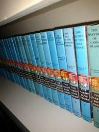 Complete set Hardy Boys. 1960's