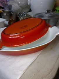 Belgium cassolet red orange.