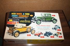 1930 MODEL A FORD  - MODEL