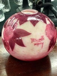 Delatte Nancy French art glass cameo vase