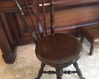 perfect condition piano seat with claw and glass ball feet--swivels