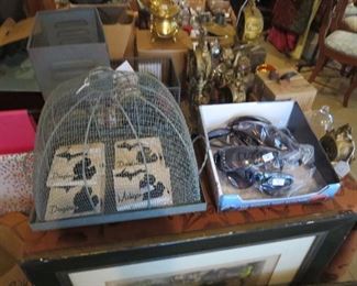 Newer Screen Tray, Sun Glasses