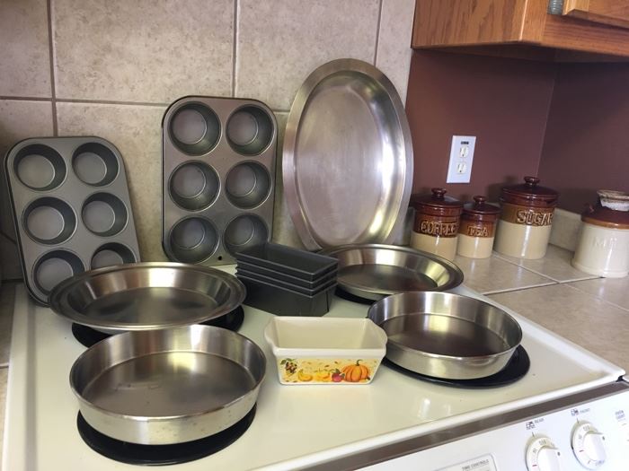 clean, clean pans