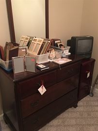picture frames galore