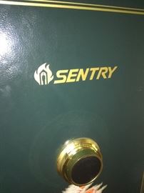 Awesome gun safe.