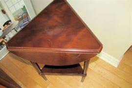 three drop leaf table