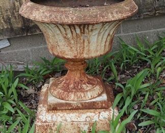 Victorian Iron Garden urn